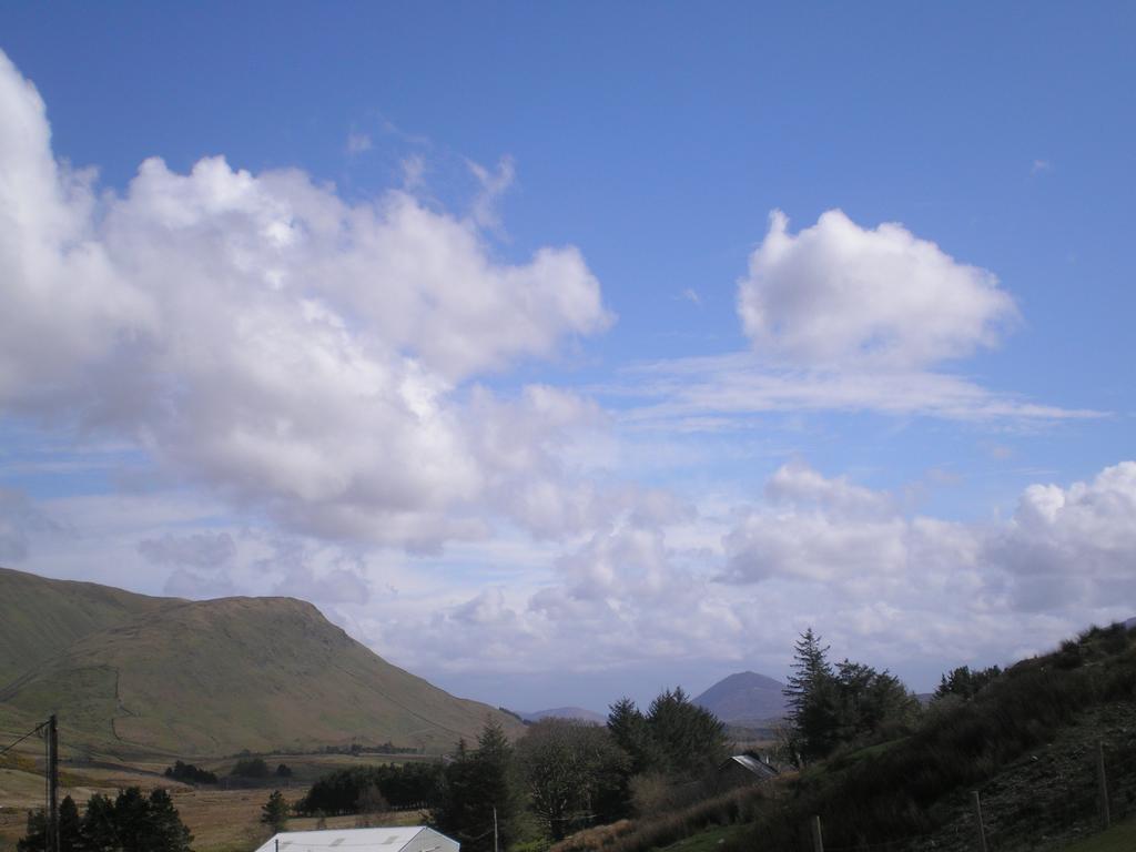 Mountainview B&B Leenaun Bagian luar foto